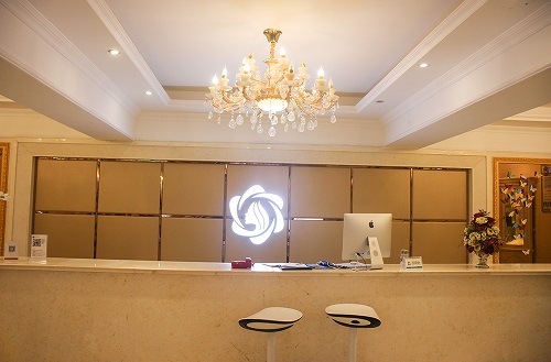 艾韓陽光醫(yī)院前臺(tái)