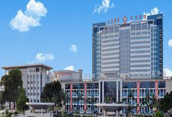 2024漳州175醫(yī)院牙冠貴嗎?牙冠材料的種類及優(yōu)缺點