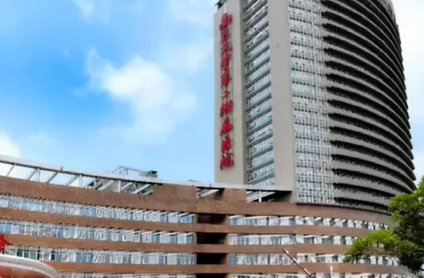 南昌大學(xué)第二附屬醫(yī)院牙科哪個(gè)醫(yī)生好?收費(fèi)價(jià)格如何?