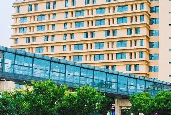 2024中山大學附屬第一醫(yī)院矯正牙齒價格?矯正牙齒要多久