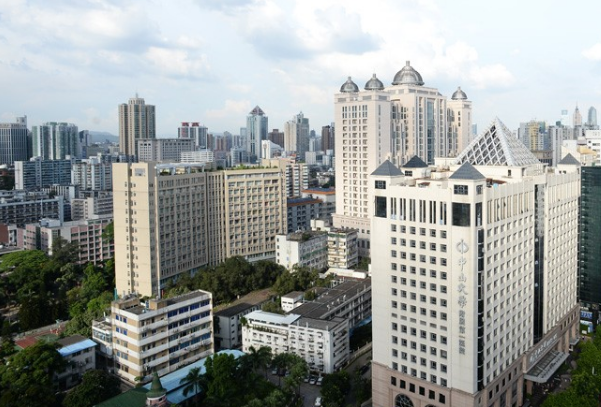 中山大學(xué)附屬第一醫(yī)院矯形器好不好?牙齒矯正費(fèi)用貴嗎