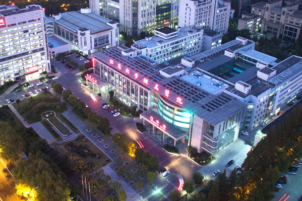 江蘇大學(xué)附屬醫(yī)院口腔科牙齒種植怎么樣_哪個(gè)醫(yī)生比較好