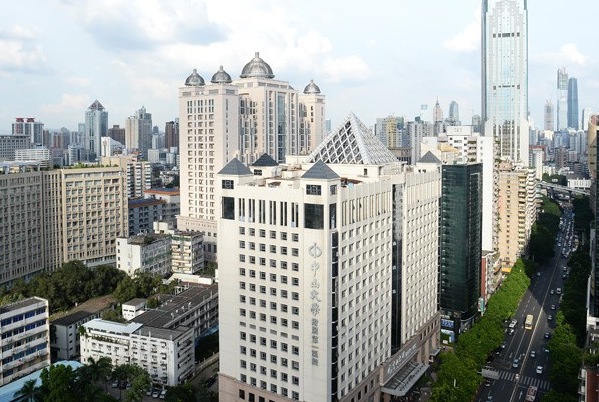 中山大學附屬第一醫(yī)院近視眼恢復(fù)手術(shù)怎么樣?2024價格多少