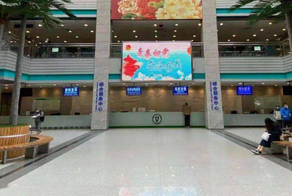 2024青島市立醫(yī)院牙齒矯正費(fèi)用?牙齒矯正哪個(gè)醫(yī)生好