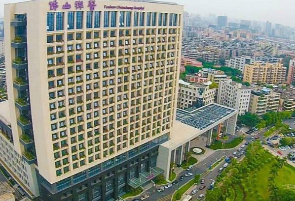 佛山市禪城區(qū)中心醫(yī)院種牙技術(shù)好嗎?種牙和鑲牙哪個(gè)比較好