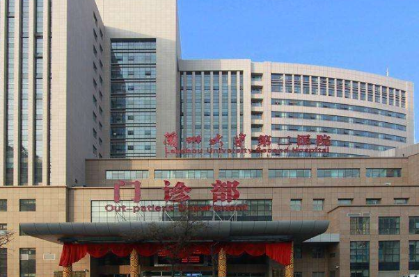 2024蘭州大學第二醫(yī)院植發(fā)多少錢?植發(fā)后還會脫落嗎