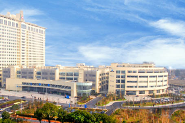 2024無錫市人民醫(yī)院牙齒矯正好嗎?附價(jià)格表+案例