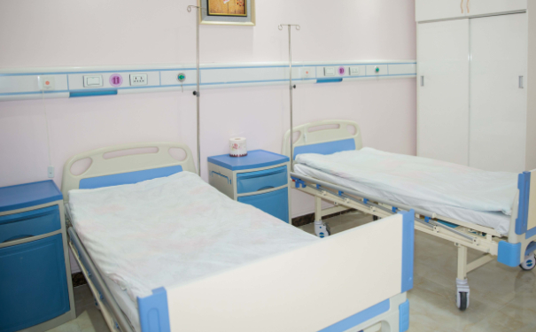 華中科技大學同濟醫(yī)學院醫(yī)院招風耳整形價格一覽表?技術(shù)優(yōu)勢&半年術(shù)后案例反饋