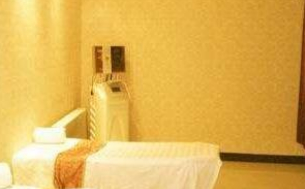 長春于荷琴整形醫(yī)院隆鼻手術(shù)技術(shù)怎么樣?多少錢?野生案例