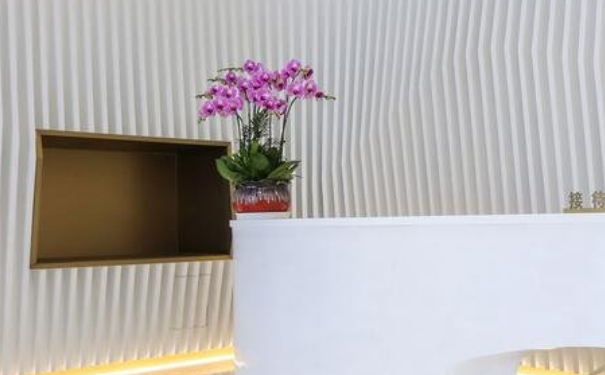 上海易美醫(yī)療美容隆鼻技術(shù)評(píng)測(cè)怎么樣?術(shù)后三個(gè)月求美案例