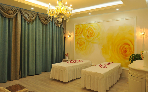 煙臺鵬愛佳妍美容整形醫(yī)院隆胸技術(shù)怎么樣?120天案例欣賞|價格一覽表