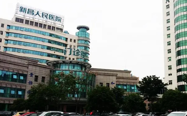 新昌縣人民醫(yī)院醫(yī)學(xué)美容科頭發(fā)種植多少錢?技術(shù)級別怎么樣?