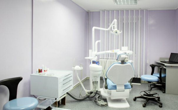 南陽(yáng)華美醫(yī)療美容門(mén)診部植發(fā)120天術(shù)后恢復(fù)案例|技術(shù)優(yōu)勢(shì)怎么樣?價(jià)格多少