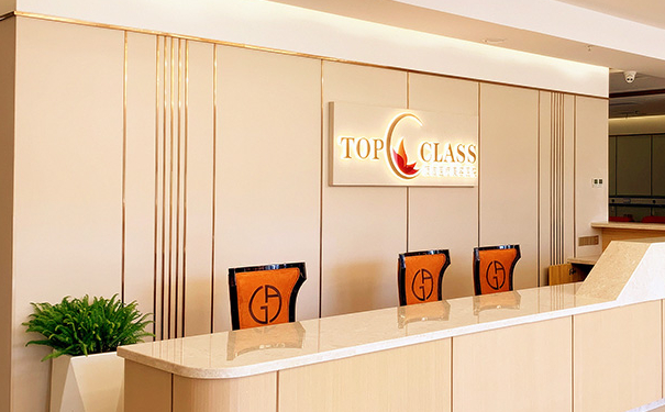 武漢頂吉醫(yī)療美容門診部自體脂肪填充下巴一般多少錢?技術(shù)等級&三個月術(shù)后恢復(fù)案例