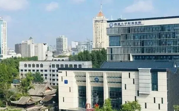 南通大學(xué)附屬醫(yī)院玻尿酸填充技術(shù)特點怎么樣?案例點評&醫(yī)院介紹