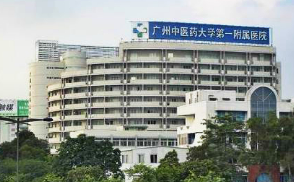 廣州中醫(yī)藥大學(xué)第一附屬醫(yī)院王改玲整牙齒技術(shù)評測怎么樣?案例曝光