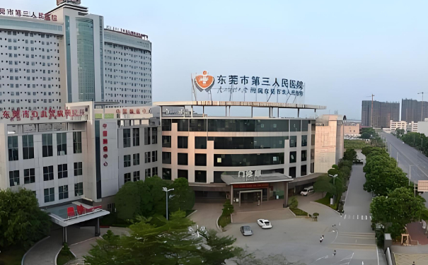 東莞市松山湖中心醫(yī)院整牙齒90天術(shù)后案例反饋(效果怎么樣?技術(shù)優(yōu)點(diǎn))